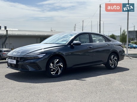 Hyundai Elantra 2025
