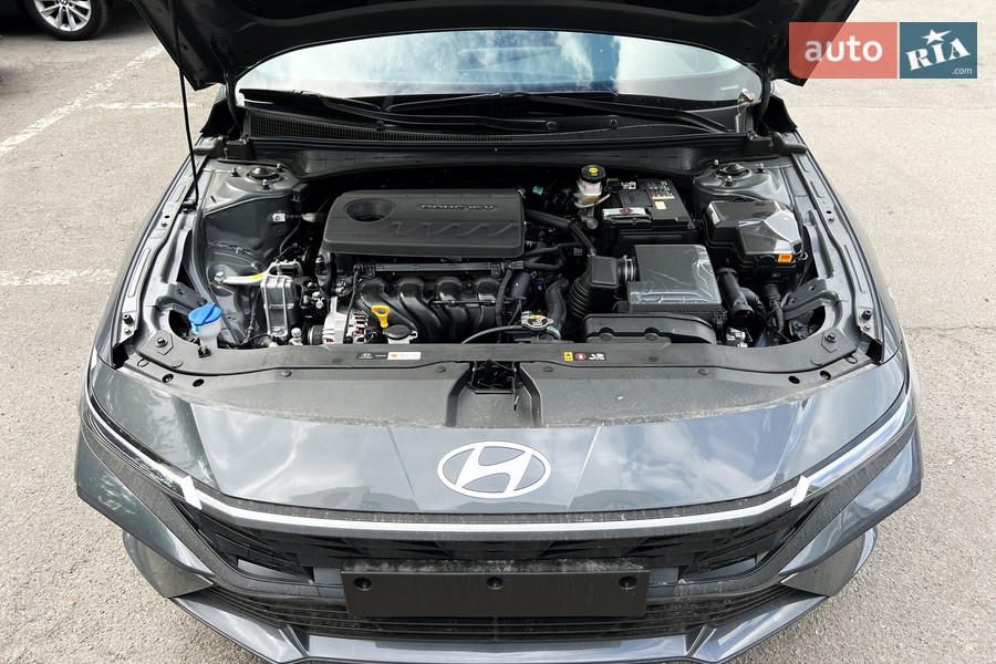 Hyundai Elantra - фото 34