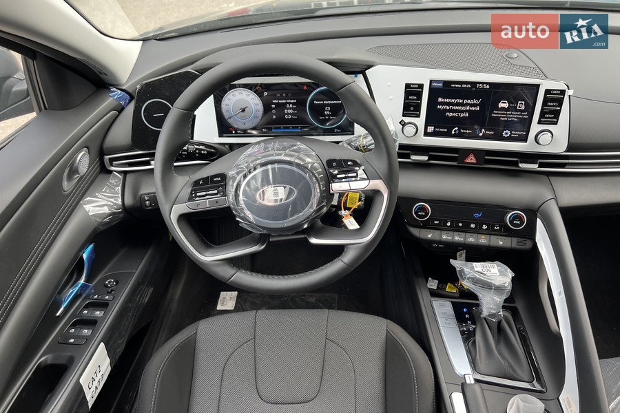 Hyundai Elantra - фото 25