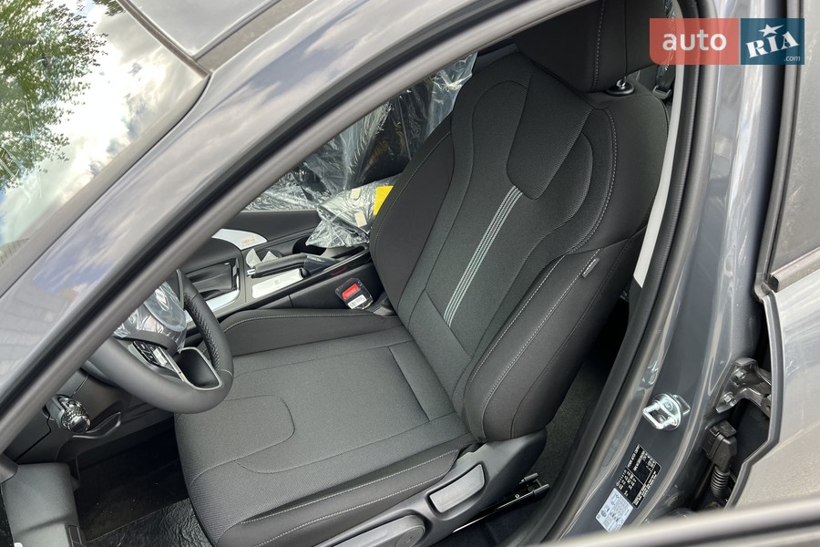 Hyundai Elantra - фото 20