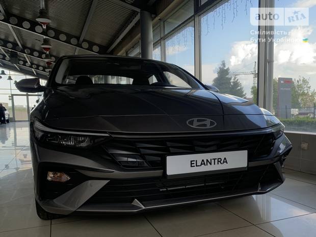 Hyundai Elantra 2024