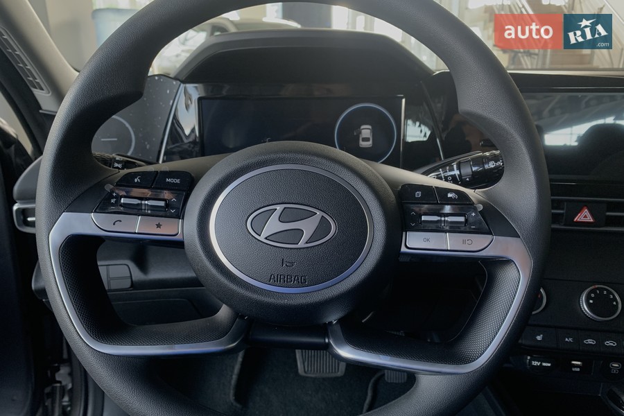 Hyundai Elantra - фото 9