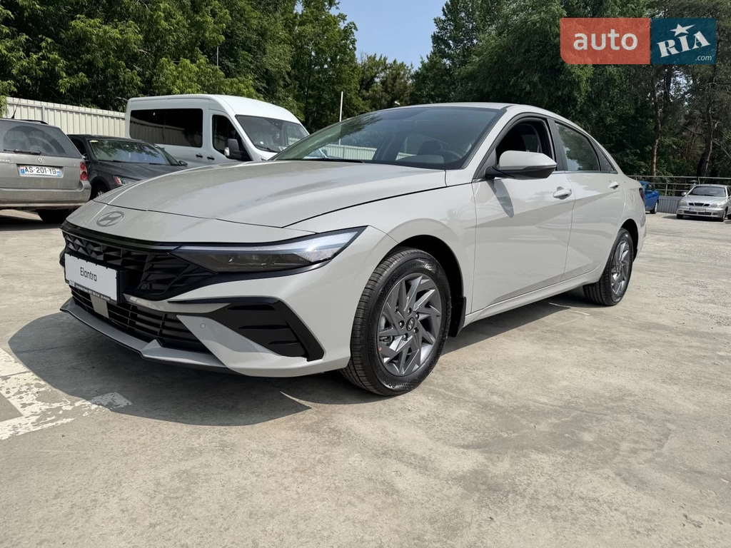 Hyundai Elantra Style