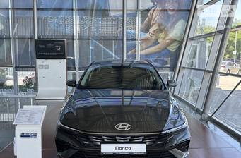 Hyundai Elantra 2025 Style