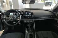 Hyundai Elantra - фото 16