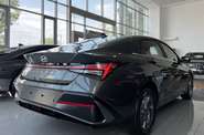 Hyundai Elantra Style
