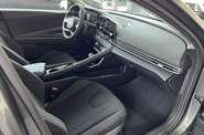 Hyundai Elantra Style