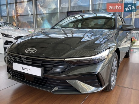 Hyundai Elantra 2025