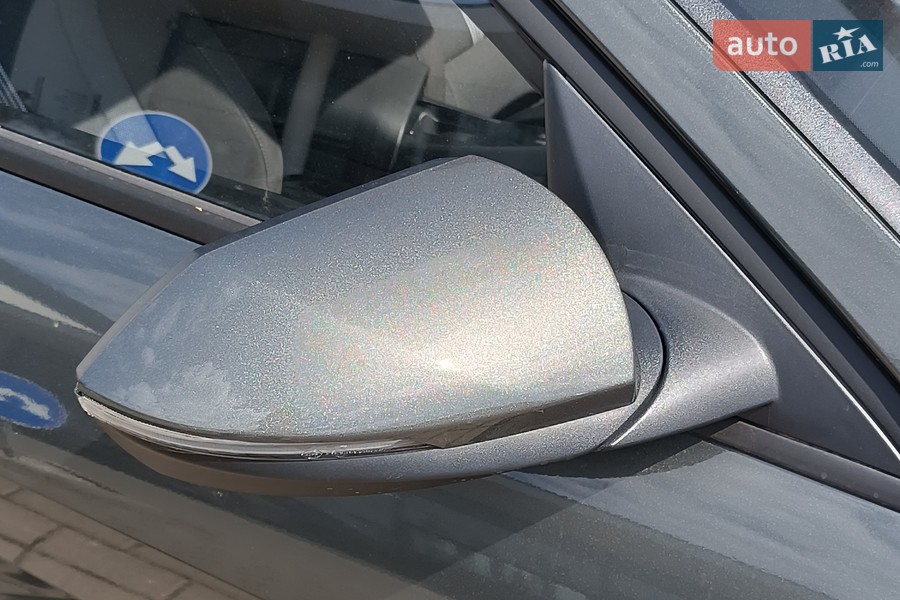Hyundai Elantra - фото 35