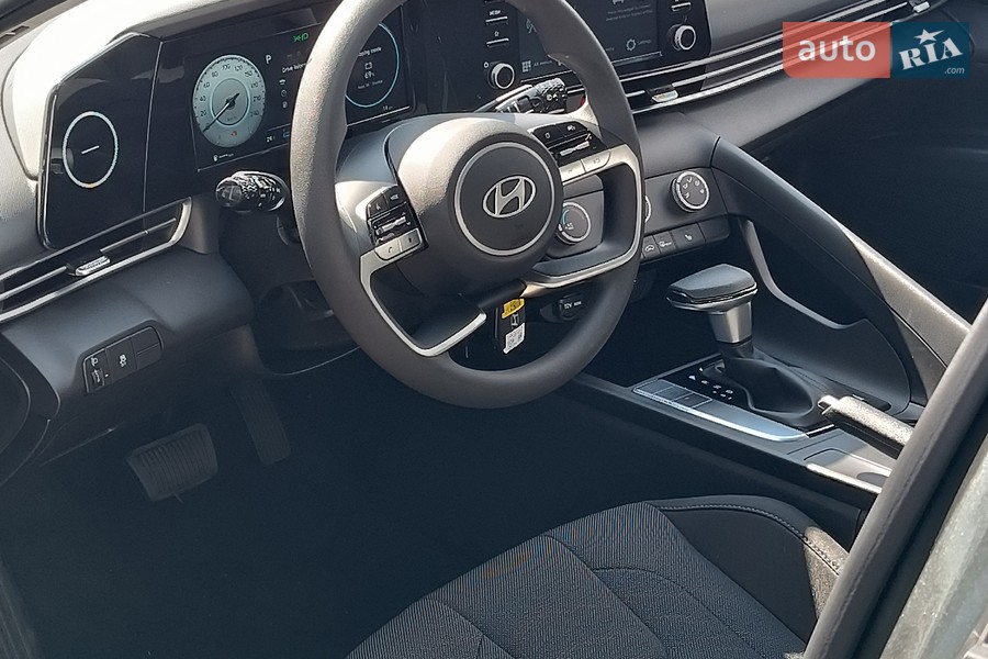 Hyundai Elantra - фото 42
