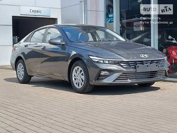 Hyundai Elantra 2025