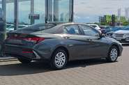 Hyundai Elantra - фото 8