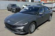 Hyundai Elantra - фото 3