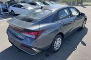 Hyundai Elantra - фото 5