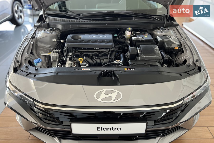 Hyundai Elantra - фото 20