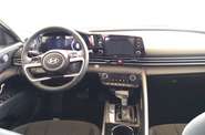 Hyundai Elantra - фото 14