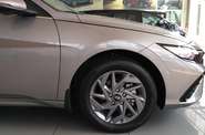 Hyundai Elantra - фото 6