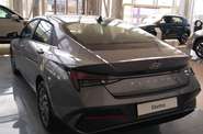 Hyundai Elantra - фото 5