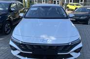 Hyundai Elantra - фото 2