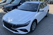 Hyundai Elantra - фото 1