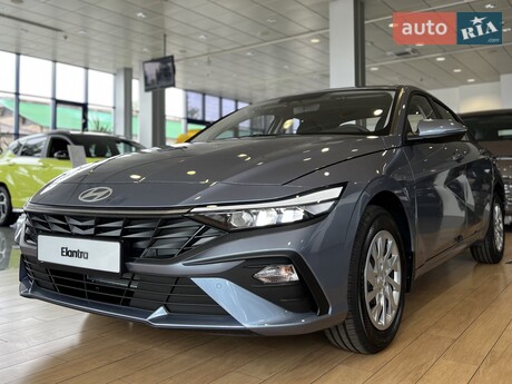 Hyundai Elantra 2025