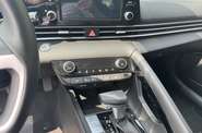 Hyundai Elantra Style