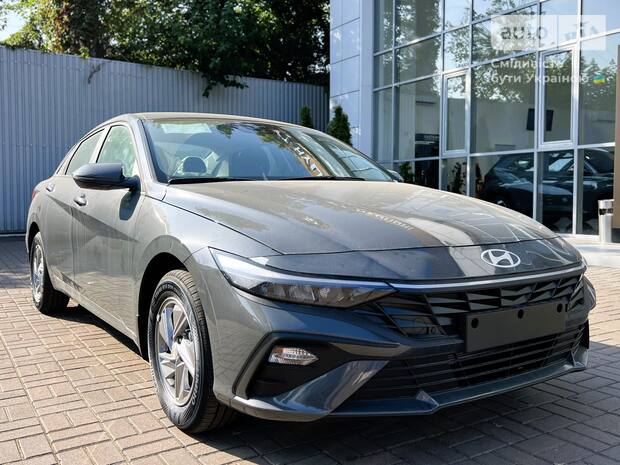 Hyundai Elantra 2025