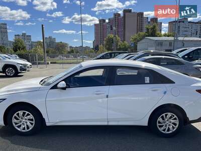 Новий Hyundai Elantra 2025 - фото 4