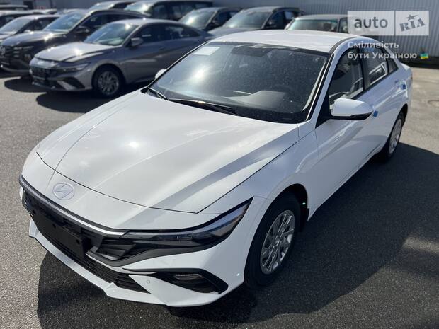 Hyundai Elantra 2024