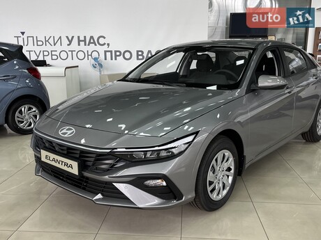 Hyundai Elantra 2025