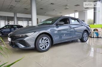 Hyundai Elantra 2025 Style