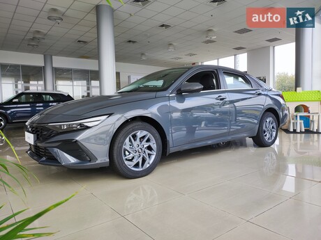 Hyundai Elantra 2025