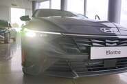 Hyundai Elantra Style