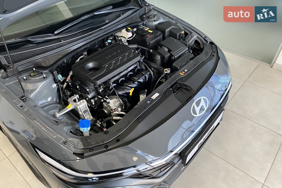 Hyundai Elantra - фото 29