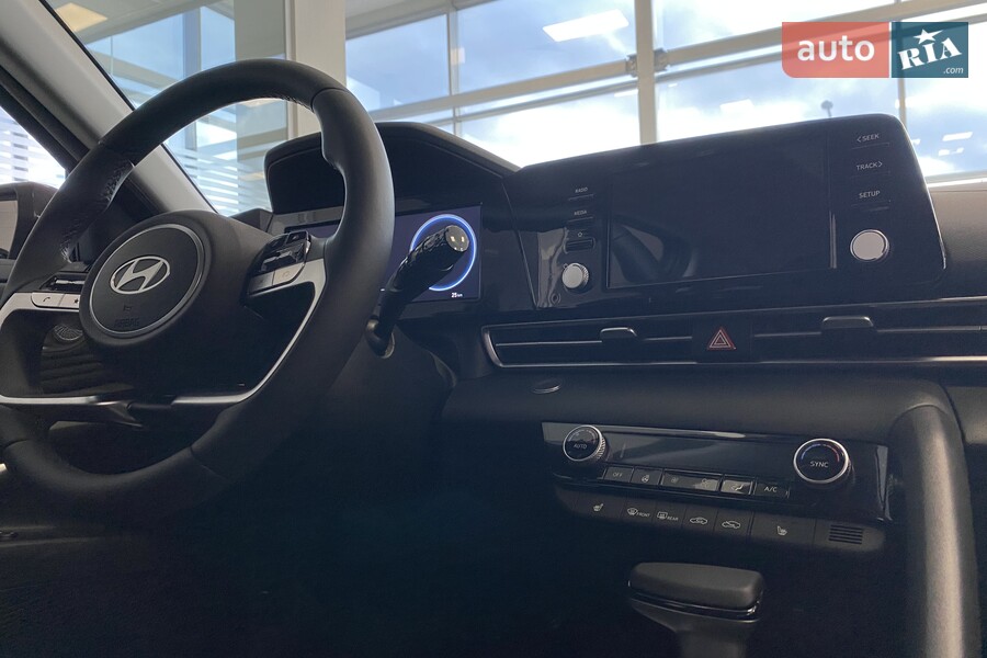 Hyundai Elantra - фото 19