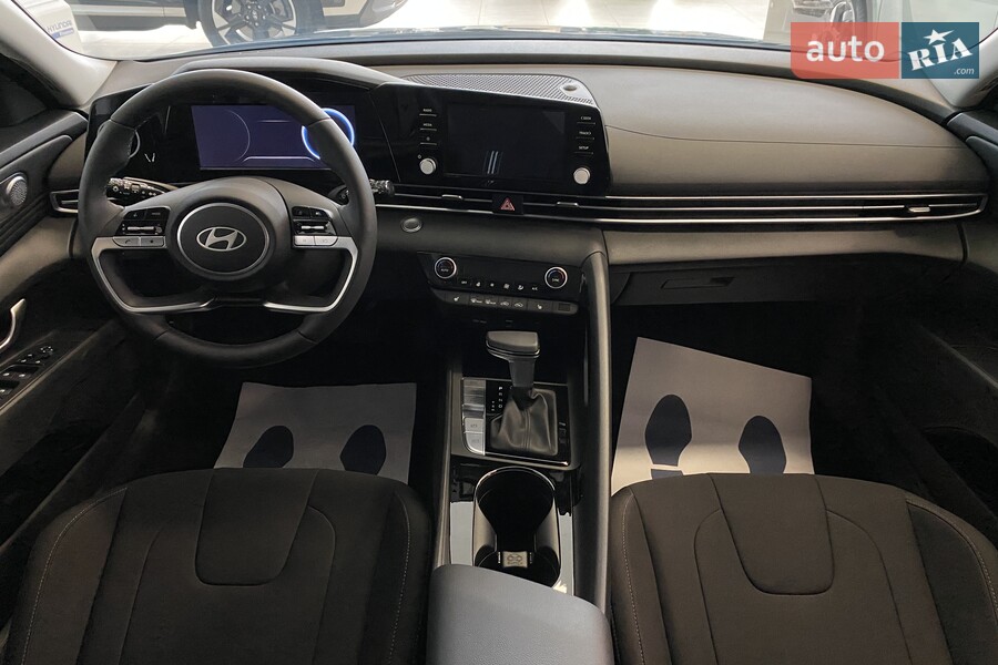 Hyundai Elantra - фото 20