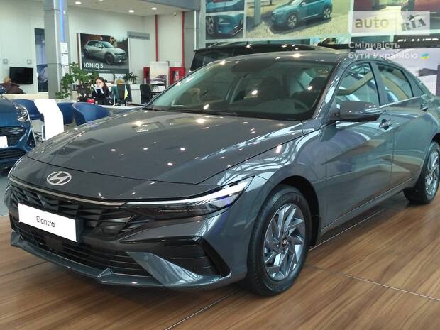 Hyundai Elantra 2025