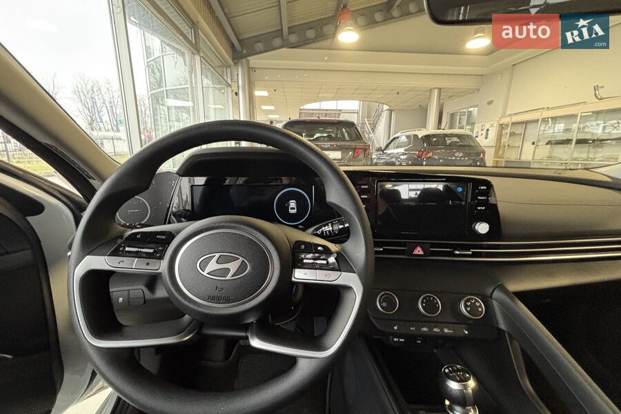Hyundai Elantra - фото 17