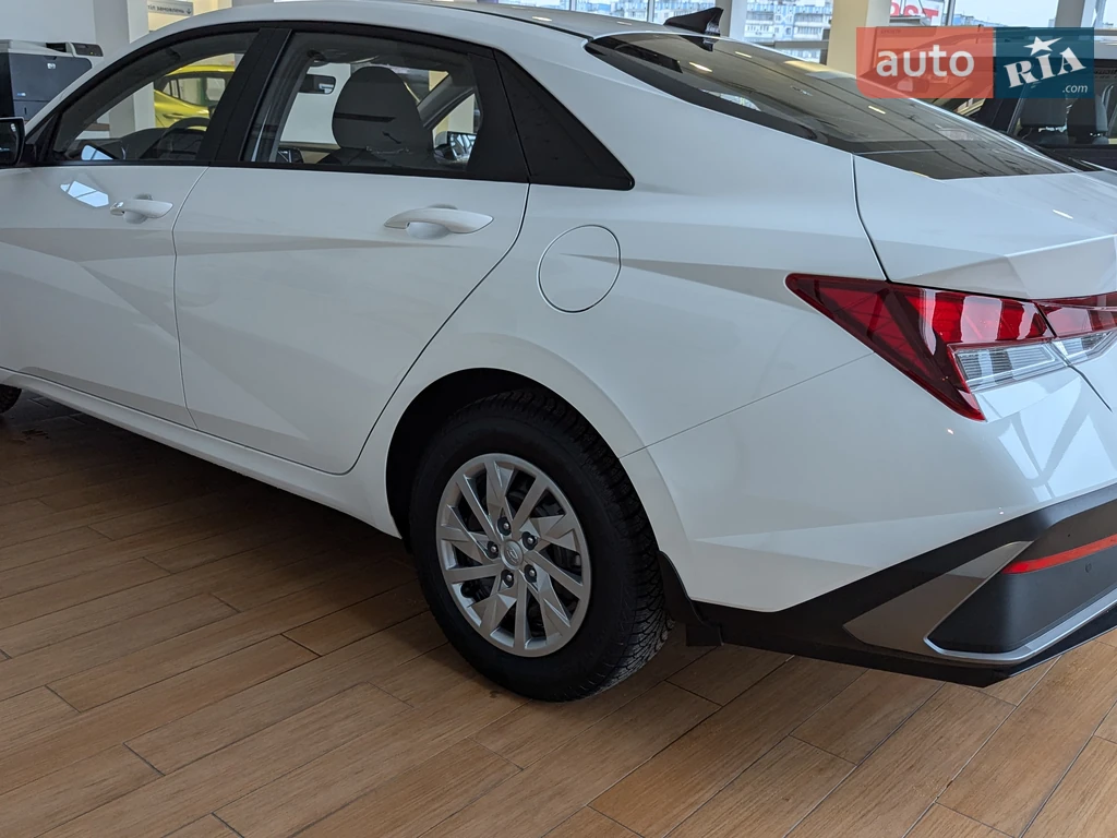 Hyundai Elantra Active