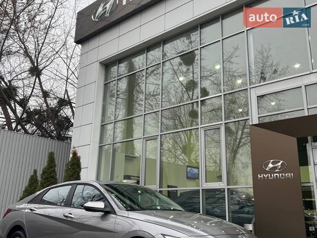 Hyundai Elantra 2025