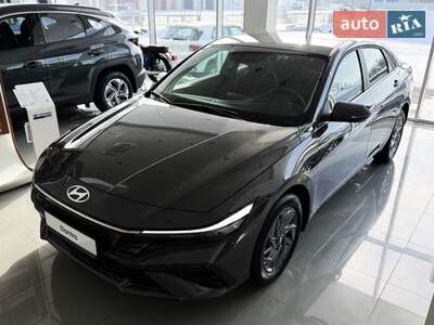 Hyundai Elantra 2025 Style