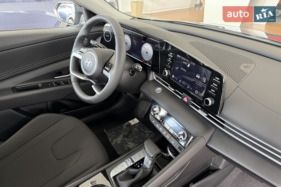 Hyundai Elantra - фото 22