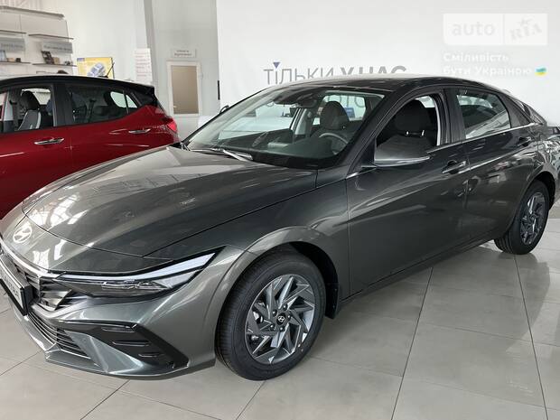 Hyundai Elantra 2025