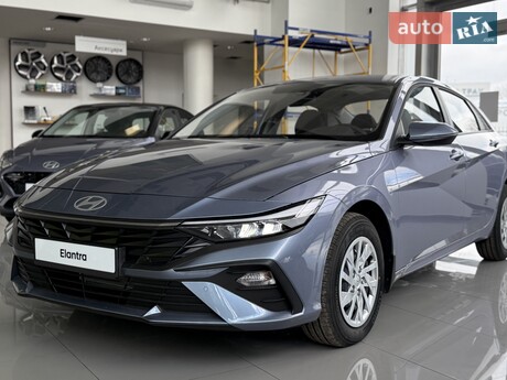Hyundai Elantra 2025