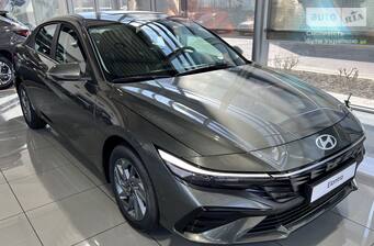 Hyundai Elantra 2025 Style