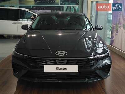 Hyundai Elantra 2025 Style