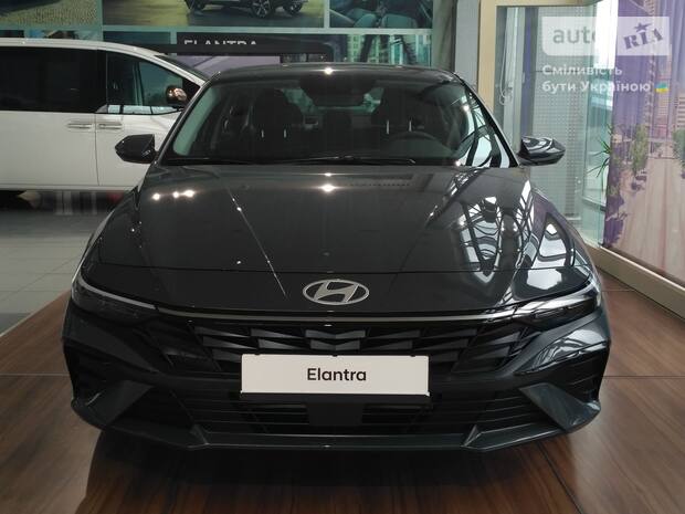 Hyundai Elantra 2025