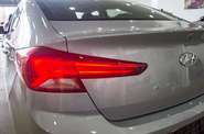 Hyundai Elantra Premium