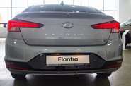 Hyundai Elantra Premium