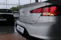 Hyundai Elantra Premium